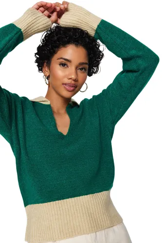 Trendyol FeMan Regular fit Basic Polo Neck Knitwear Sweater