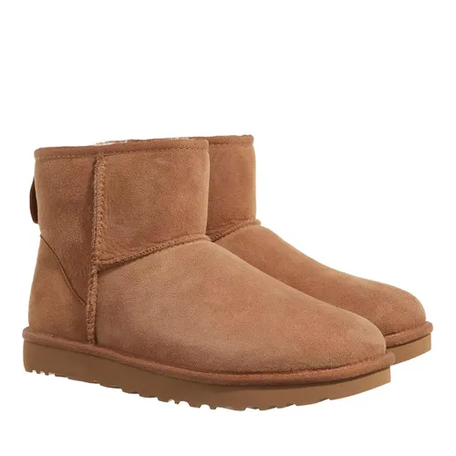 UGG Boots & Ankle Boots - W Classic Mini Regenerate - brown - Boots & Ankle Boots for ladies