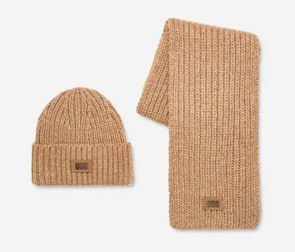 UGG® Chunky Knit Set in Brown