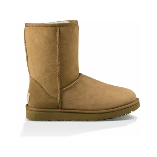 UGG , Classic Short II Boots ,Brown female, Sizes: