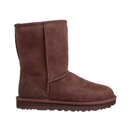 UGG , Classic Short II Boots ,Brown female, Sizes:
