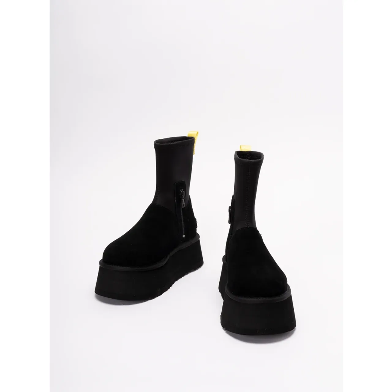 UGG , Clic Dipper Boots ,Black female, Sizes: