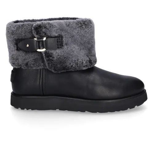 UGG , Winter Boots ,Black female, Sizes: