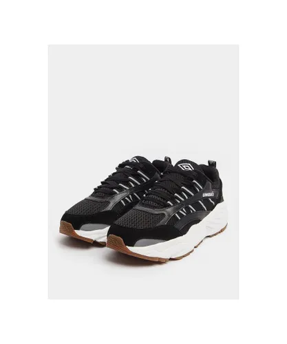 Umbro Mens Neptune Low Top Leather Trainers in Black Leather (archived)