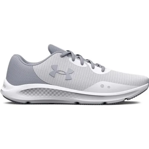 Under Armour  Charged Pursuit 3 Tech  men's Shoes (Trainers) in Grey
