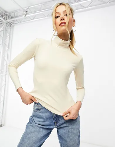 Urban Revivo long sleeve roll neck top in off-white-Green