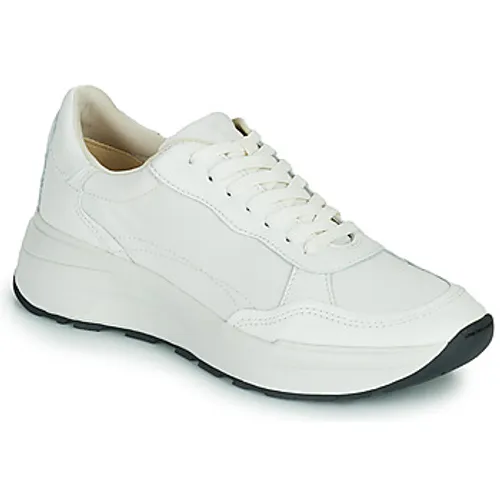 Vagabond Shoemakers  JANESSA  women's Shoes (Trainers) in White