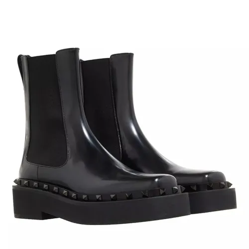 Valentino Garavani Boots & Ankle Boots - Beatle Rockstud Boot - black - Boots & Ankle Boots for ladies