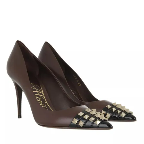Valentino Garavani Pumps & High Heels - Rockstud Pumps - brown - Pumps & High Heels for ladies