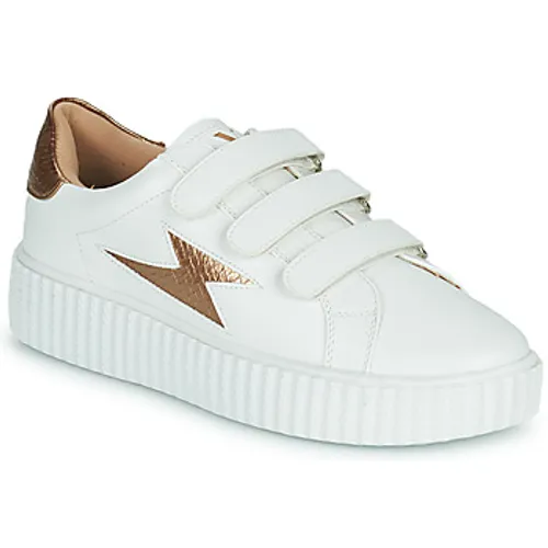 Vanessa Wu  BARBER  women's Shoes (Trainers) in White