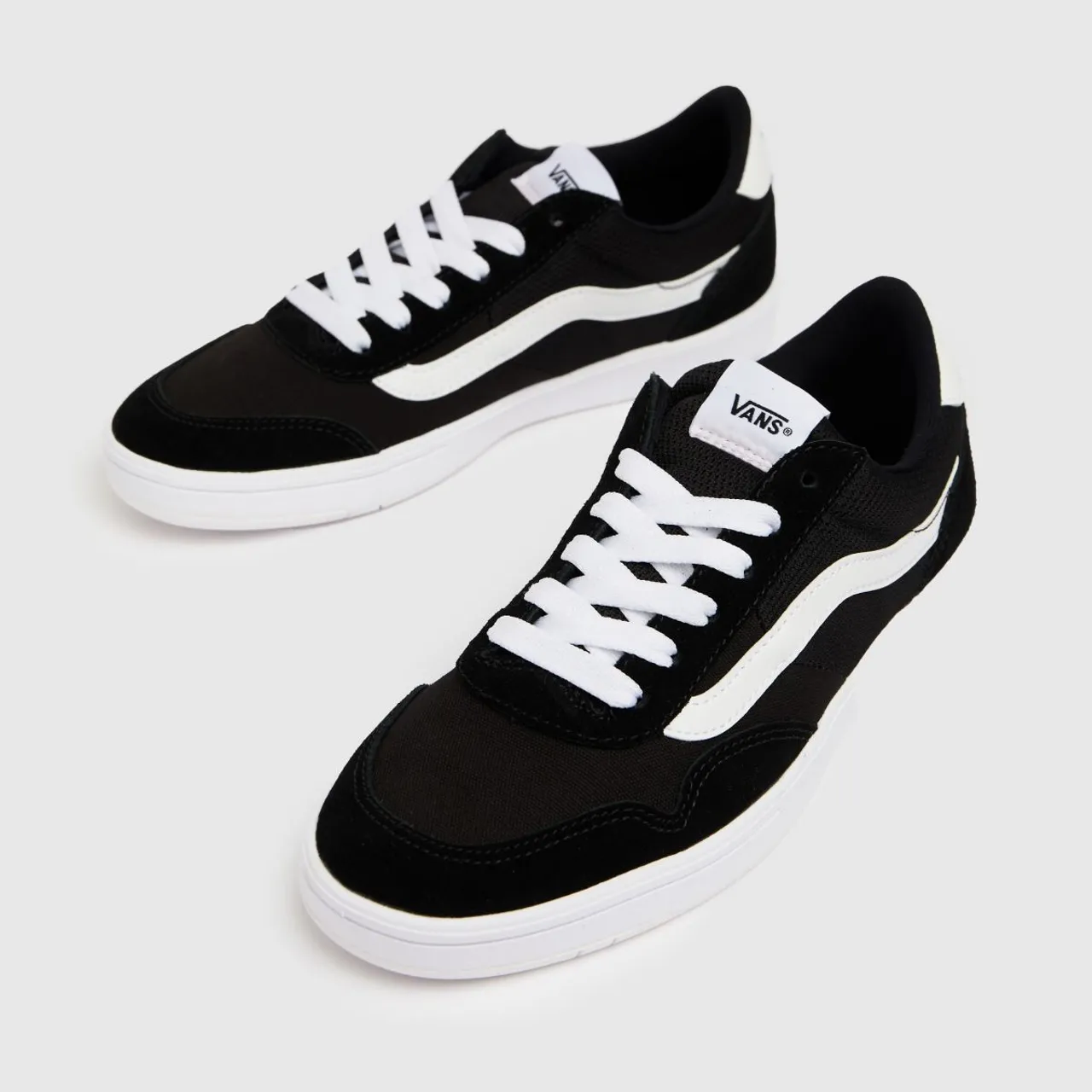 Vans Cruze To Cc Trainers In Black & White