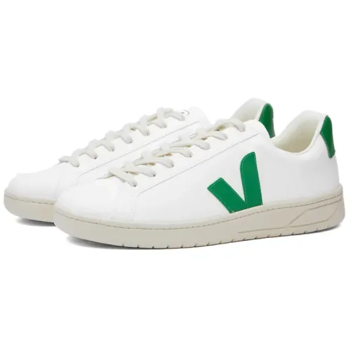 Veja , Eco-friendly White Emeraude Retro Sneakers ,White male, Sizes: