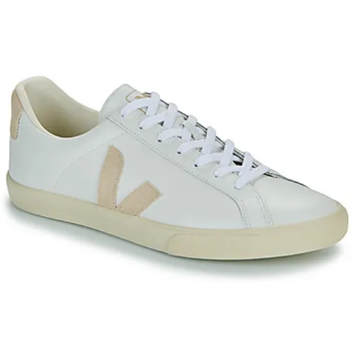 Veja  ESPLAR LOGO  men's Shoes (Trainers) in White