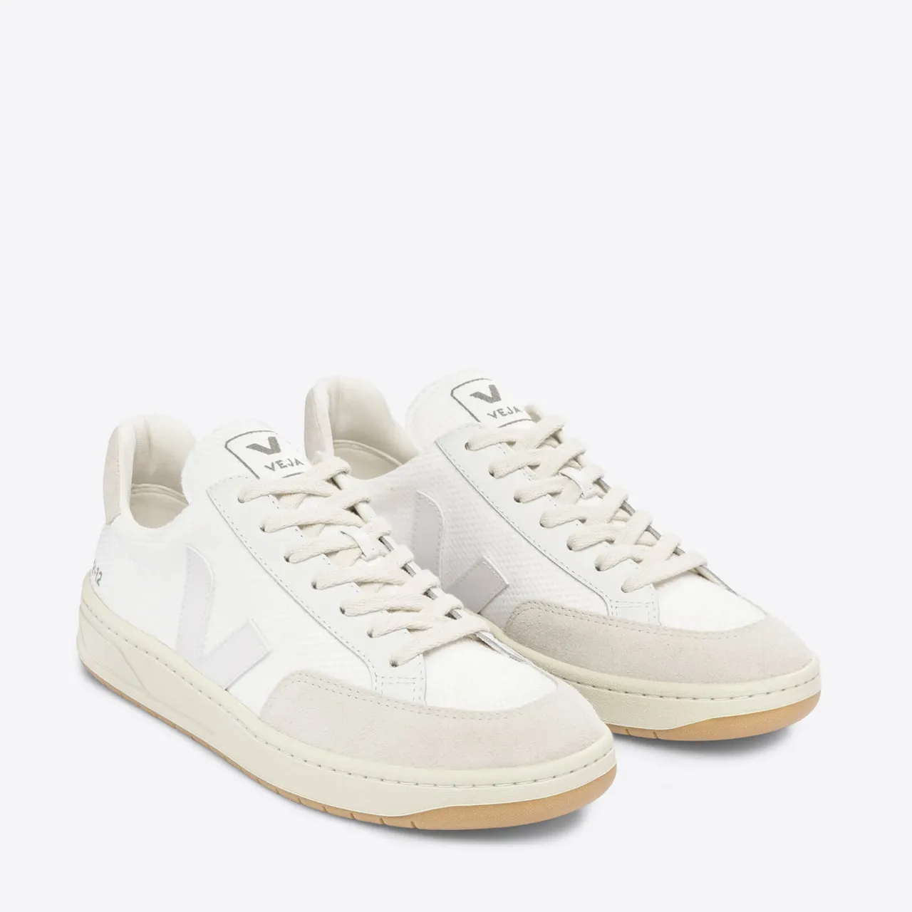 Veja Men’s V-12 B Mesh and Suede Trainers - UK