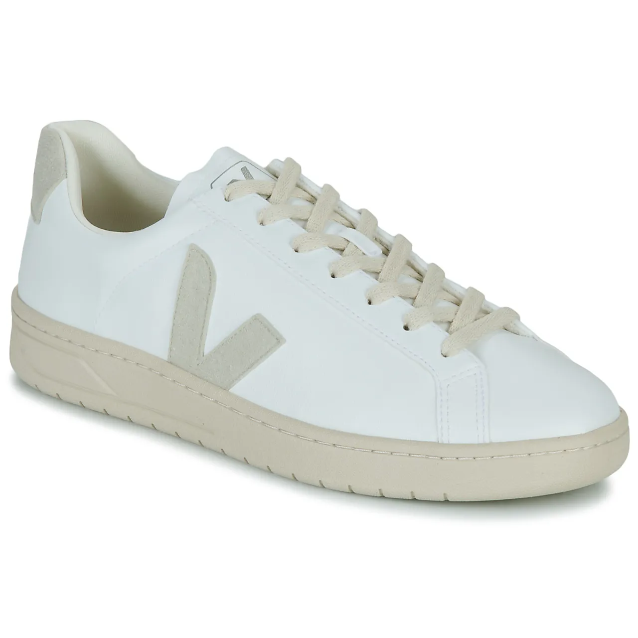 Veja  URCA  women's Shoes (Trainers) in White
