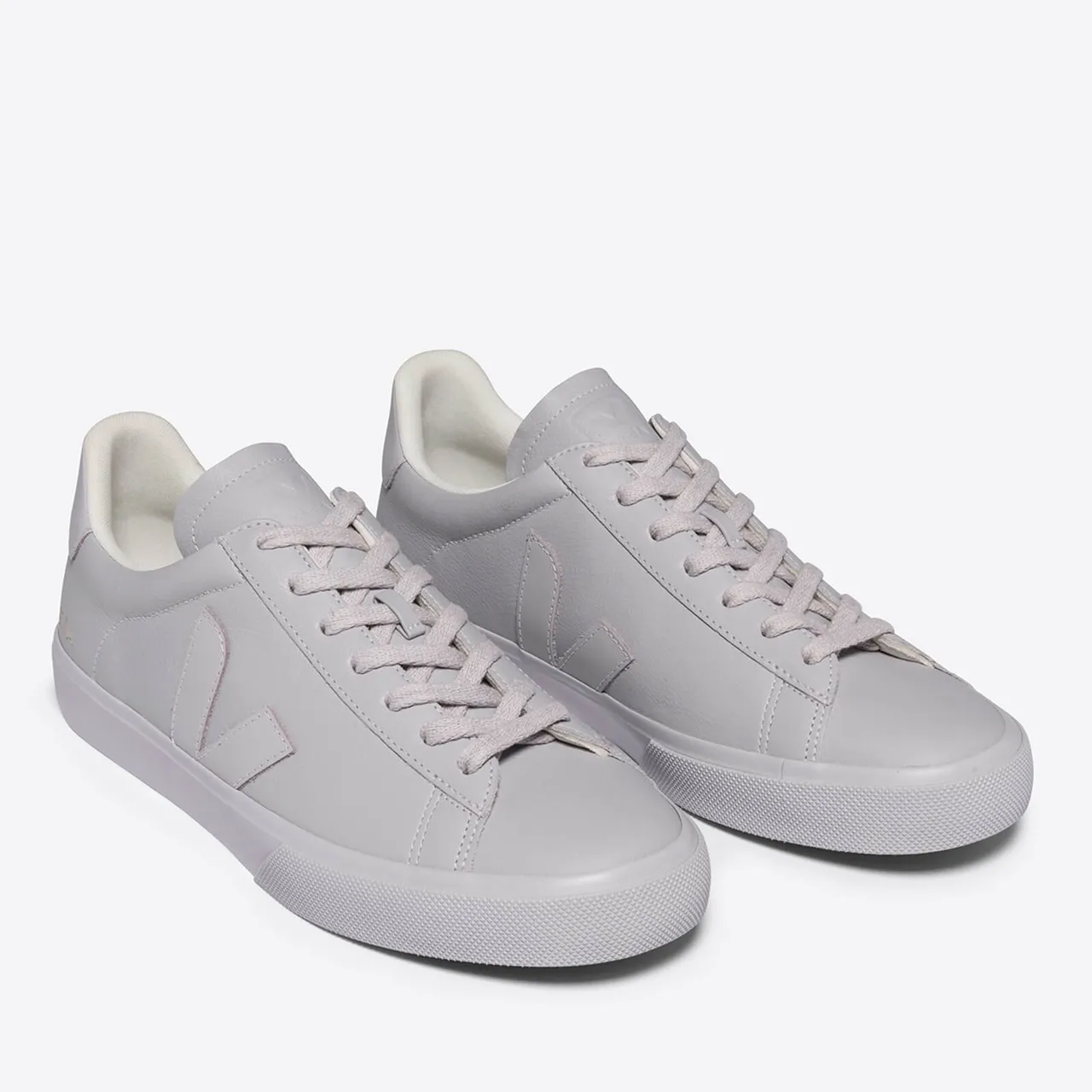Veja Women's Campo Chrome-Free Leather Trainers - UK