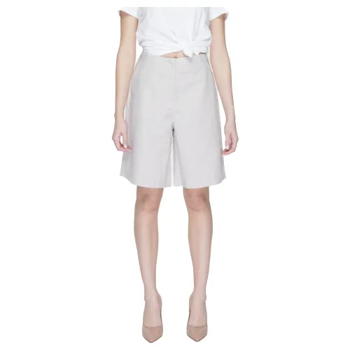 Vero Moda , Loose Bermuda Shorts Spring/Summer Collection ,Gray female, Sizes: