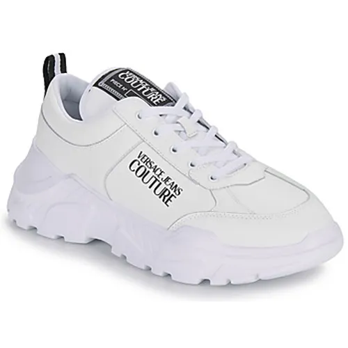 Versace Jeans Couture  YA3SC1  men's Shoes (Trainers) in White