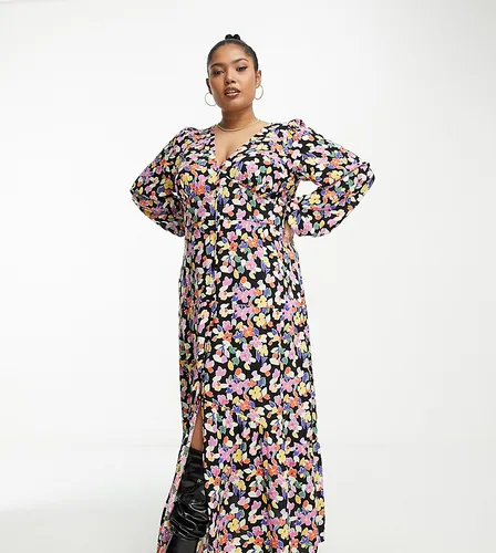 Vila Curve tiered button front maxi dress in floral print-Multi