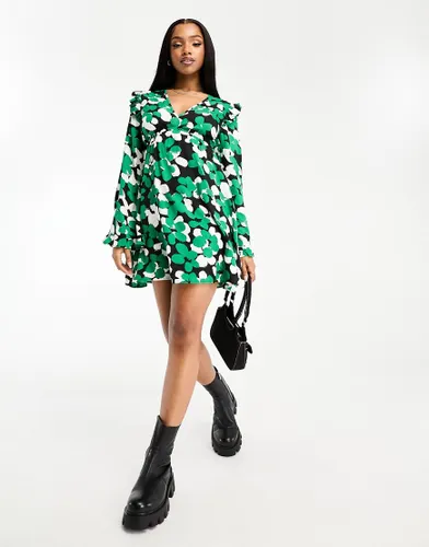Wednesday's Girl bloom floral ruffle sleeve smock dress in green