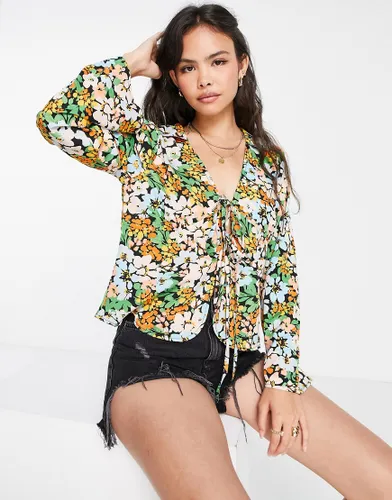 Wednesday's Girl collar detail split front blouse in mixed floral-Multi
