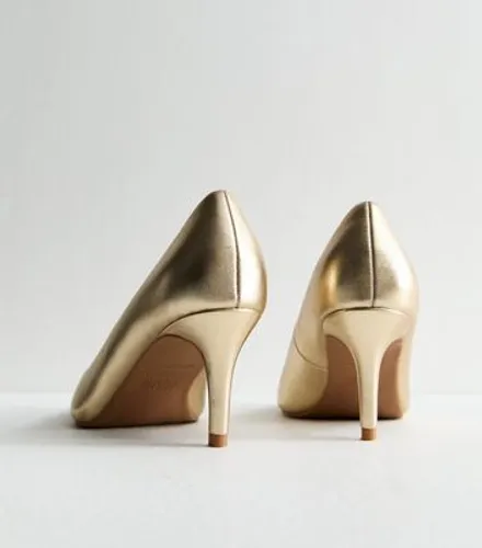 Wide Fit Gold Metallic Stiletto Heel Court Shoes New Look