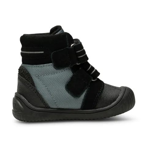 Woden , Beginner Leather Baby Boot with Velcro Straps ,Black male, Sizes: