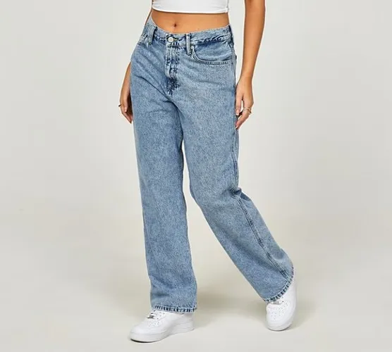 Womens Betsy Mid Rise Baggy Jean