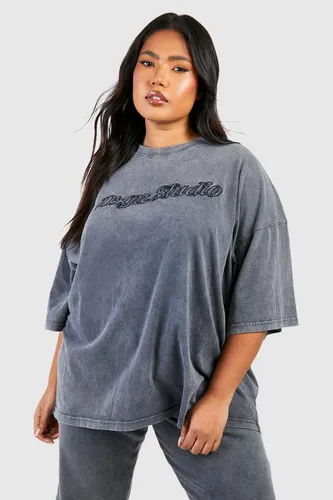 Womens Plus Dsgn Studio 3D Embroidered Acid Wash Oversized T-Shirt - Grey - 16, Grey