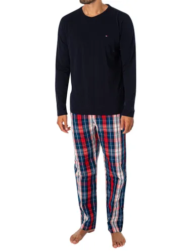 Woven Longsleeved Pyjama Set