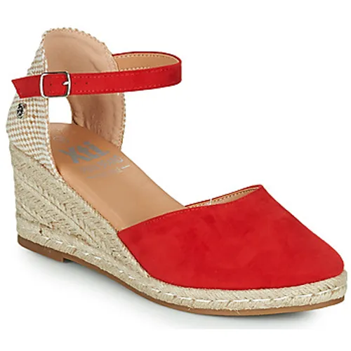 Xti  43588-RED  women's Espadrilles / Casual Shoes in Red