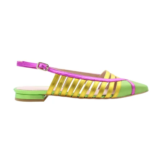 Zinda , Stylish Summer Flat Sandals ,Multicolor female, Sizes: